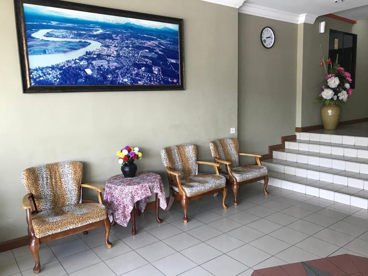 Theatreinn Sri Aman Bagian luar foto